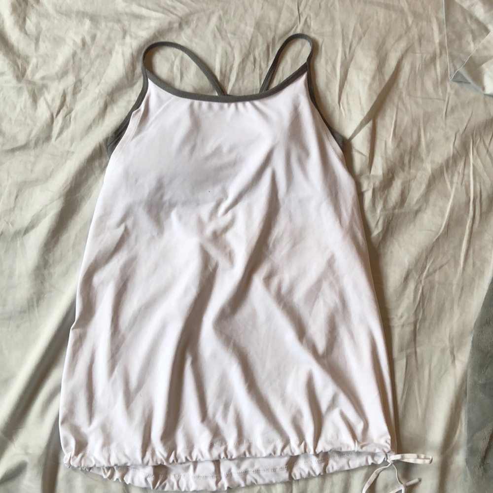 Fabletics white top small